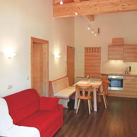 Stockinger B3 Apartment *