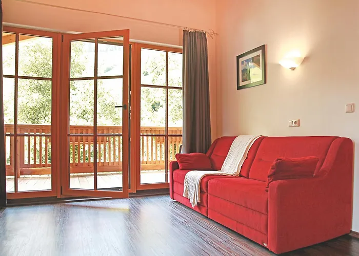 Stockinger B3 그로살